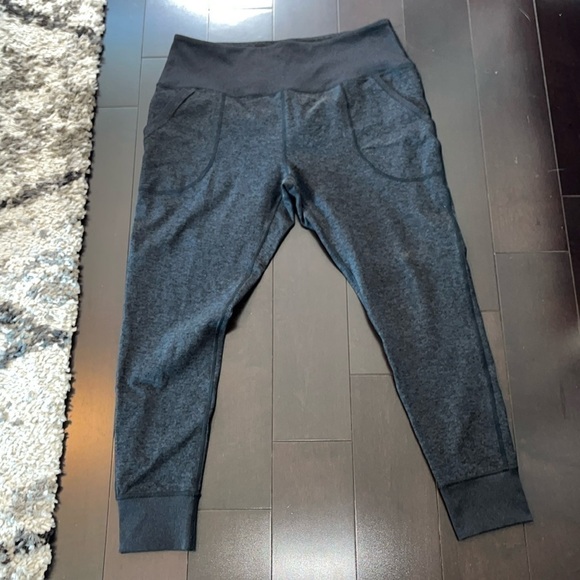 Zella Pants - Zelle Joggers Gray Size XL. Excellent Condition. NWOT